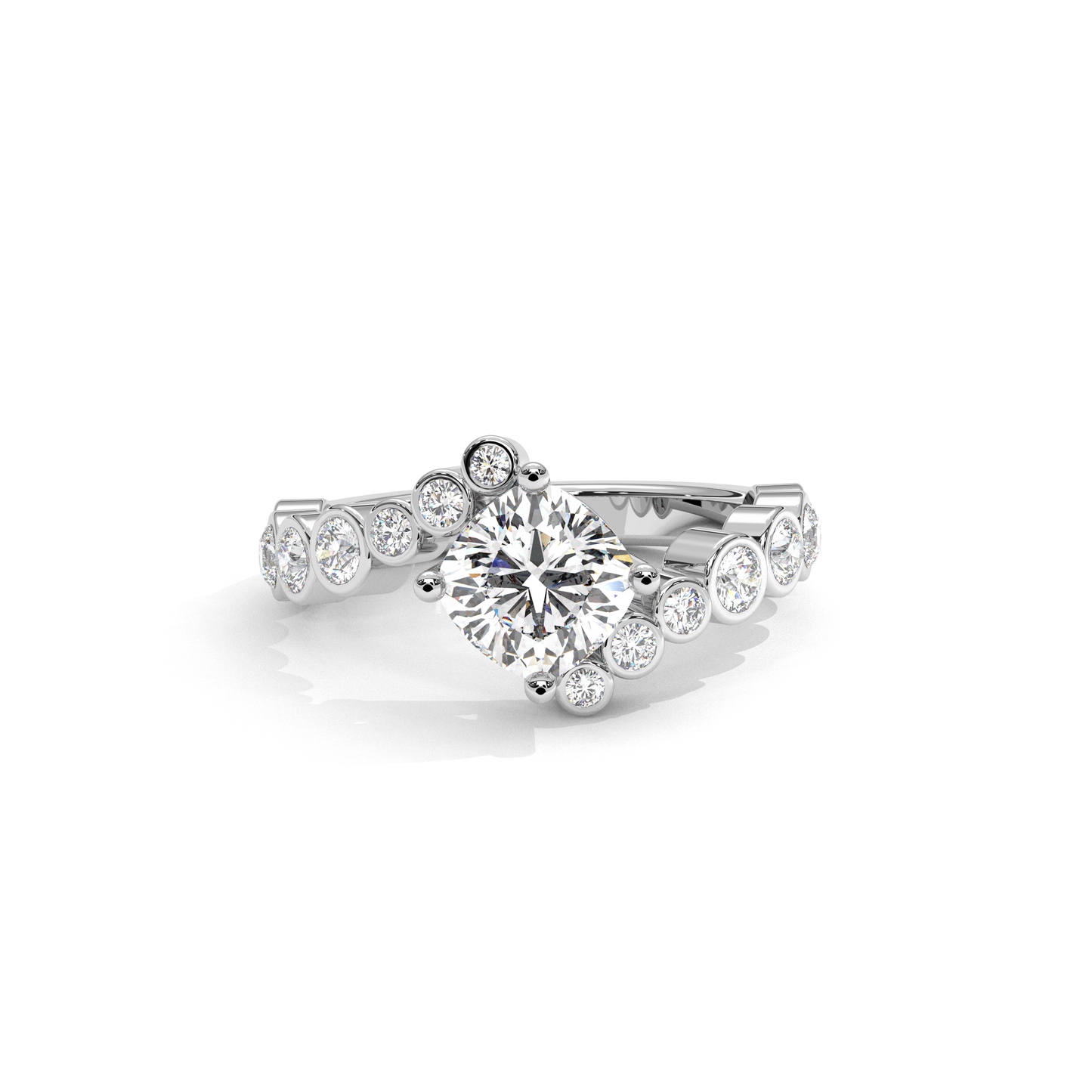 Cushion Bezel Diamantring